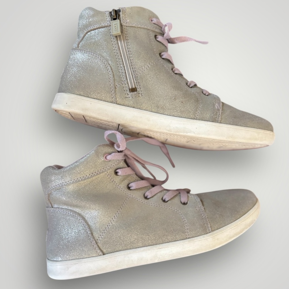 UGG Schyler Silver Metallic High Top Side Zip Sneakers Shoes Women’s Size 6